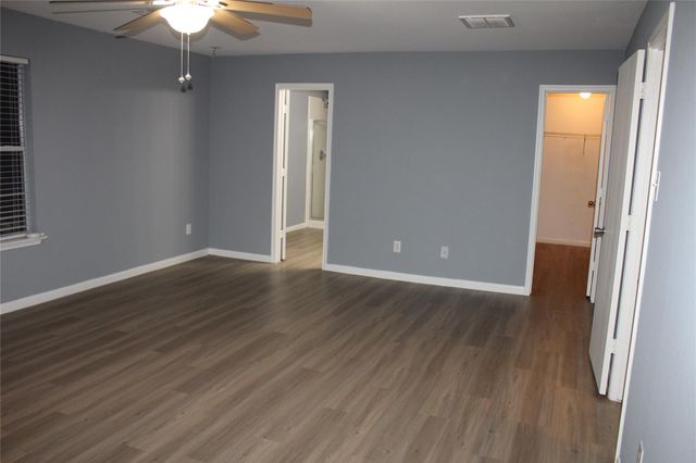 8143 Sanders Forest Court, Humble, TX 77338