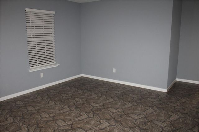 8143 Sanders Forest Court, Humble, TX 77338