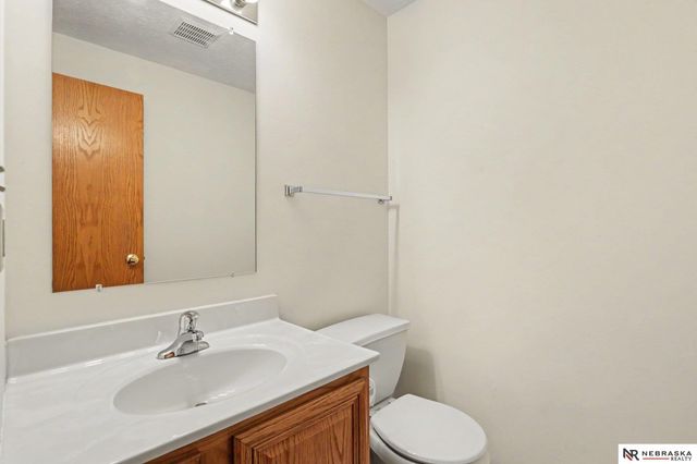 2607 W Sumner Street, Lincoln, NE 68522