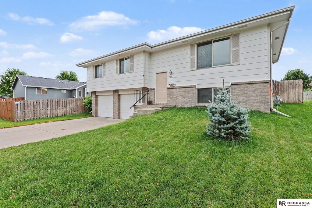 2607 W Sumner Street, Lincoln, NE 68522