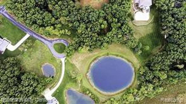 4894 Indian Creek Drive, Jackson, MI 49201