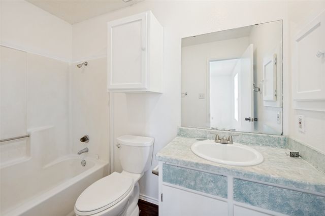7105 Hanging Cliff Place, North Richland Hills, TX 76182