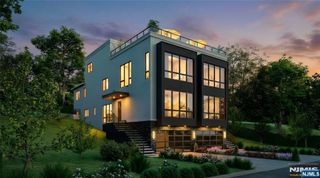 392 Undercliff Avenue 1, Edgewater, NJ 07020