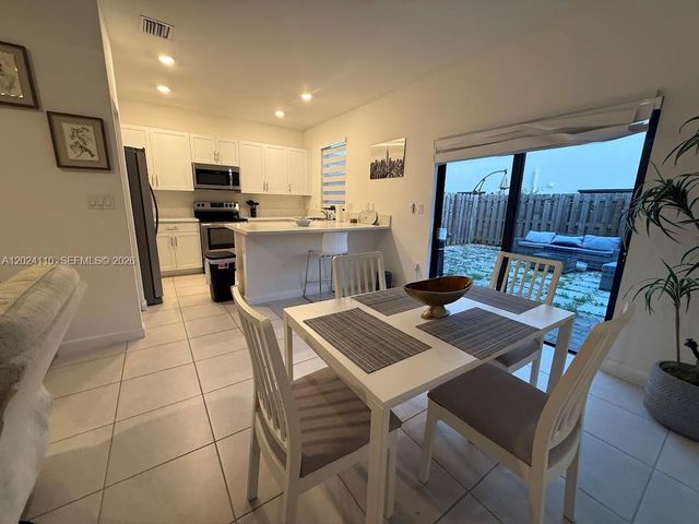 11832 SW 245th Ter, Homestead, FL 33032