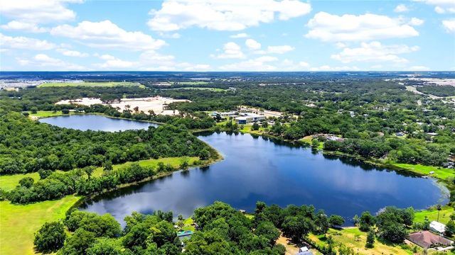 4162 LAUGHLIN ROAD, Mount Dora, FL 32757