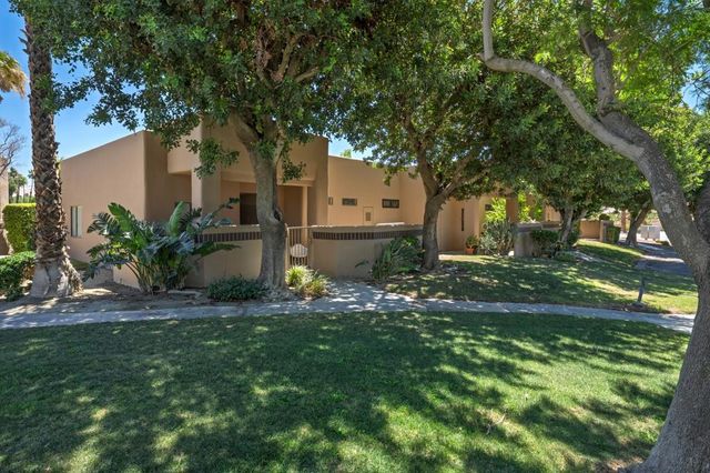 67452 S Chimayo Drive, Cathedral City, CA 92234