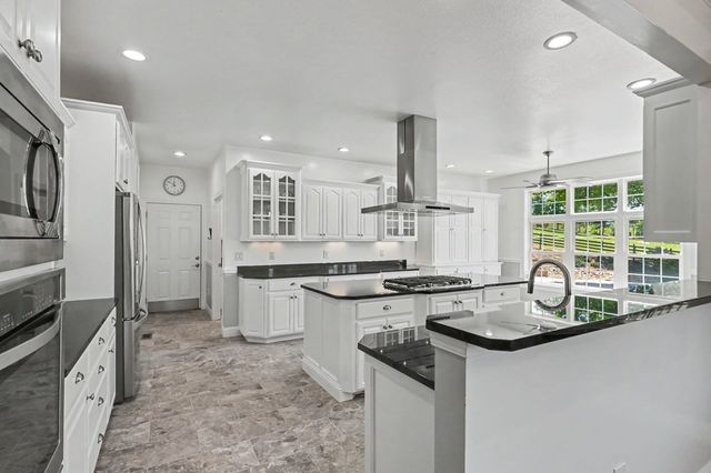 1193 Pine Log Road, Warne, NC 28909