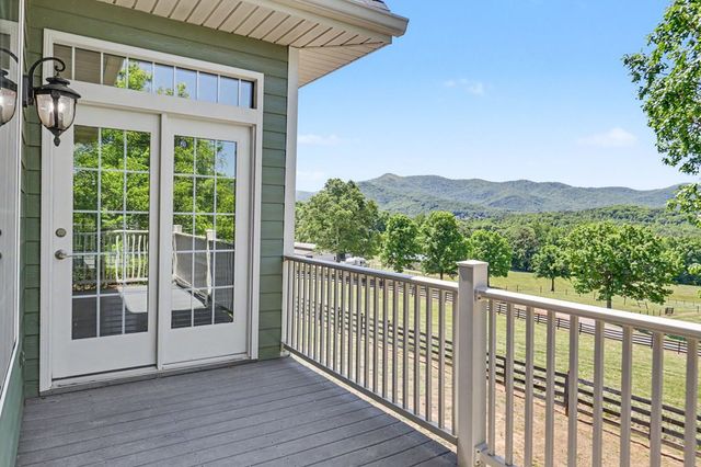 1193 Pine Log Road, Warne, NC 28909