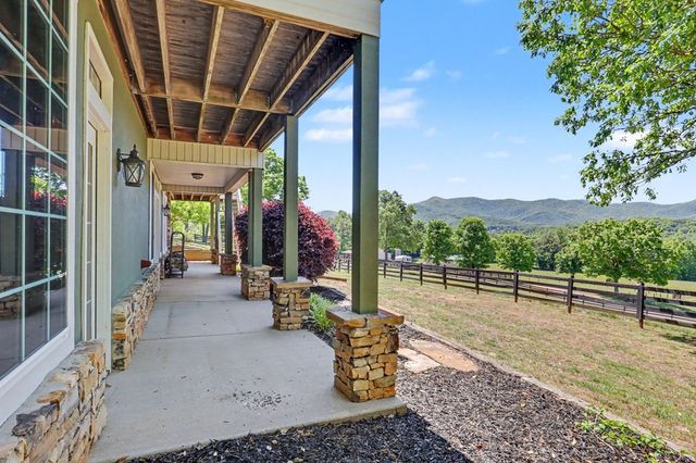 1193 Pine Log Road, Warne, NC 28909