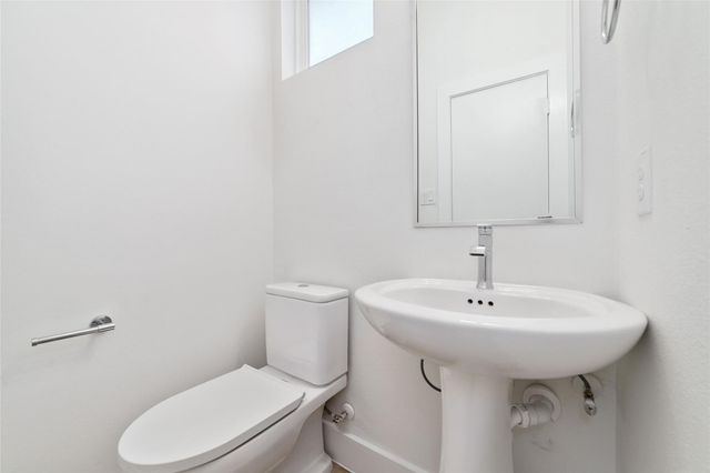 2109 Holman Street, Houston, TX 77004