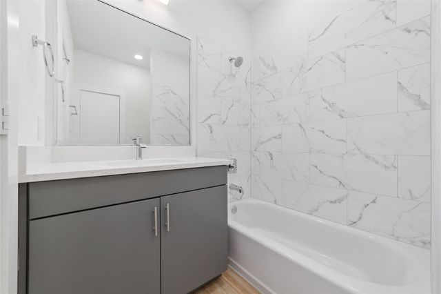 2109 Holman Street, Houston, TX 77004