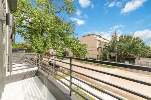 2109 Holman Street, Houston, TX 77004