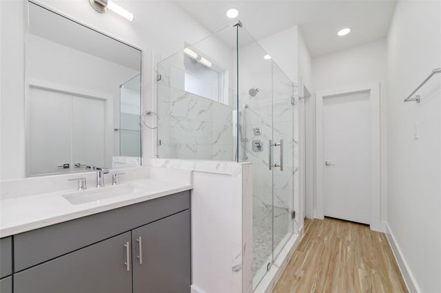 2109 Holman Street, Houston, TX 77004