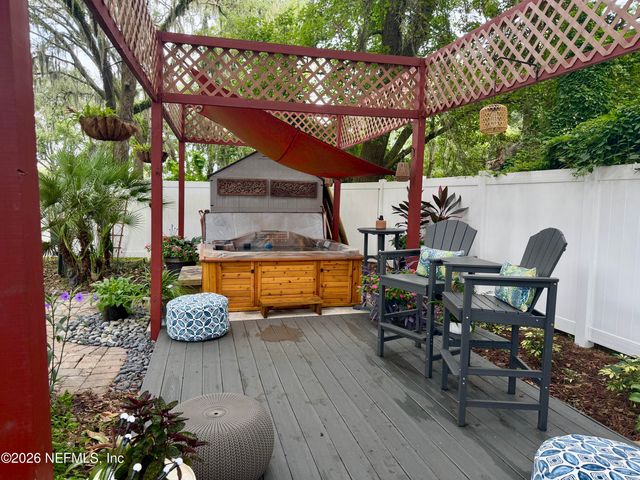 2128 AMELIA Road, Fernandina Beach, FL 32034