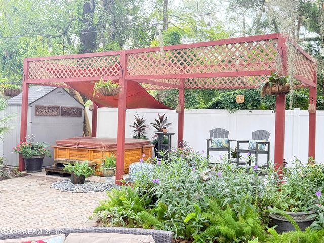 2128 AMELIA Road, Fernandina Beach, FL 32034