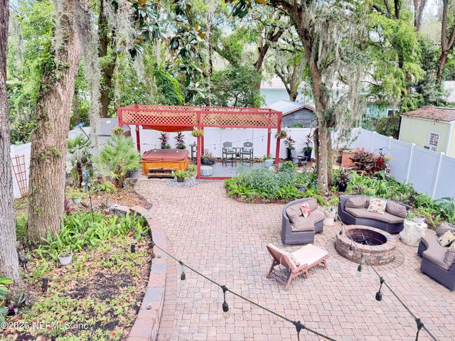 2128 AMELIA Road, Fernandina Beach, FL 32034