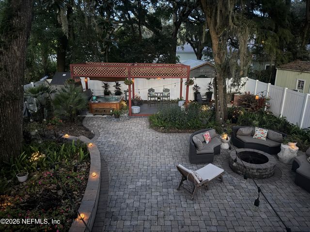 2128 AMELIA Road, Fernandina Beach, FL 32034