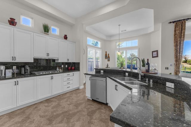 39 Calle Del Norte, Rancho Mirage, CA 92270