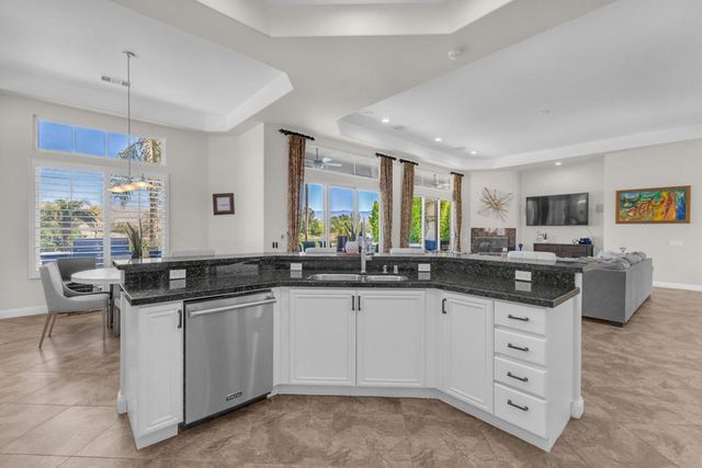 39 Calle Del Norte, Rancho Mirage, CA 92270
