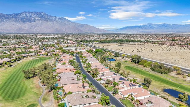 39 Calle Del Norte, Rancho Mirage, CA 92270