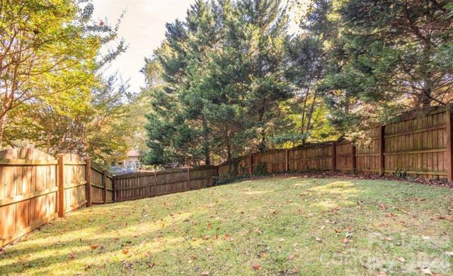 525 E 37th Street, Charlotte, NC 28205