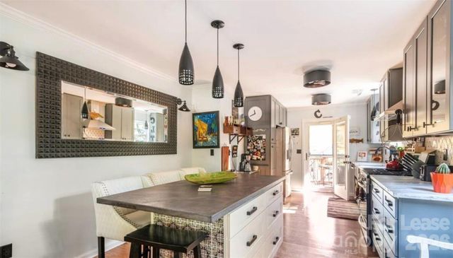 525 E 37th Street, Charlotte, NC 28205
