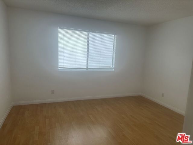 955 S Normandie Avenue 201, Los Angeles, CA 90006