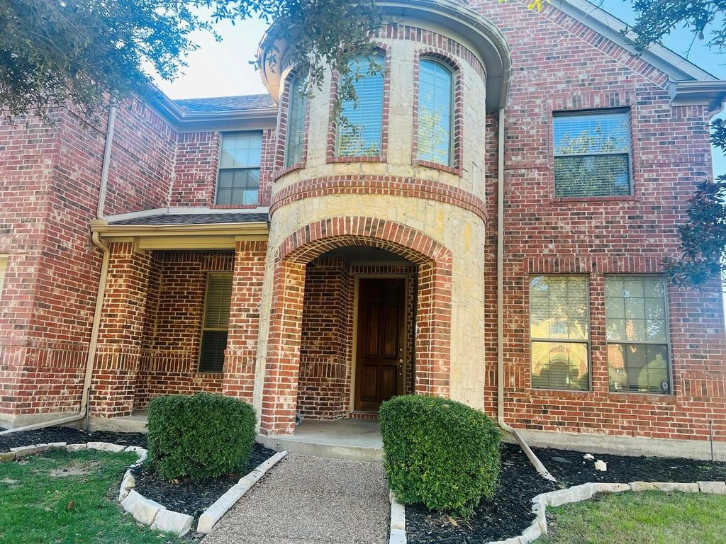 2000 Templegate Drive, Mckinney, TX 75072
