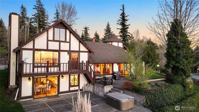 5225 E North Street, Bellingham, WA 98226