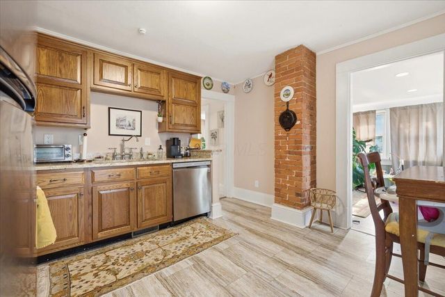 206 N Division Street, Mount Vernon, OH 43050