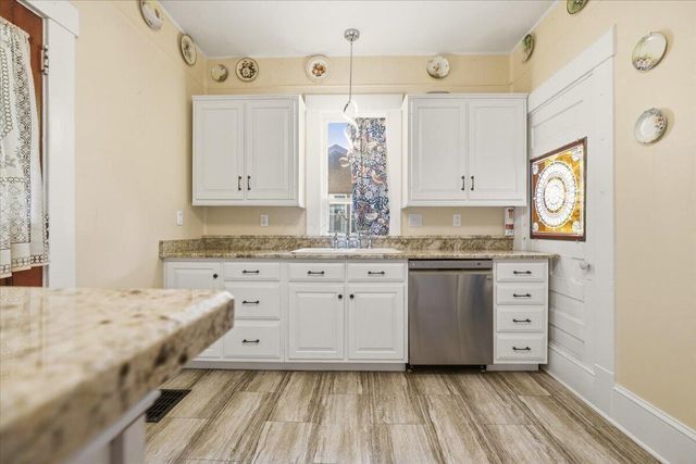 206 N Division Street, Mount Vernon, OH 43050