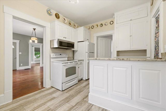 206 N Division Street, Mount Vernon, OH 43050