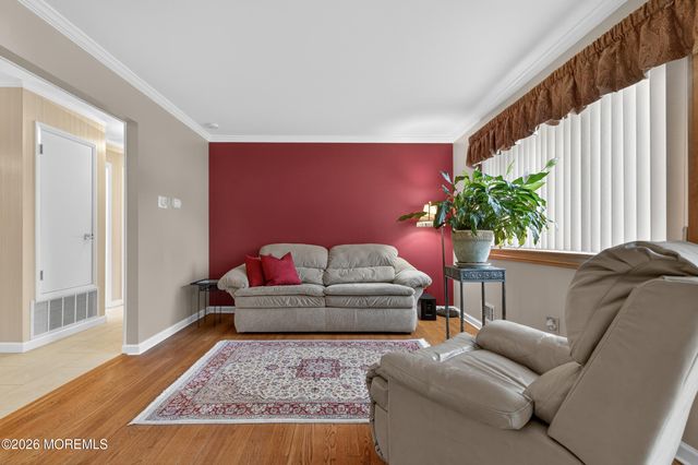 24 Deerwood Avenue, Edison, NJ 08817