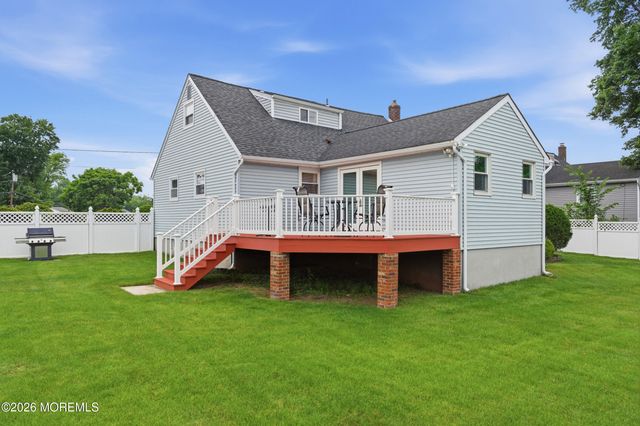 24 Deerwood Avenue, Edison, NJ 08817