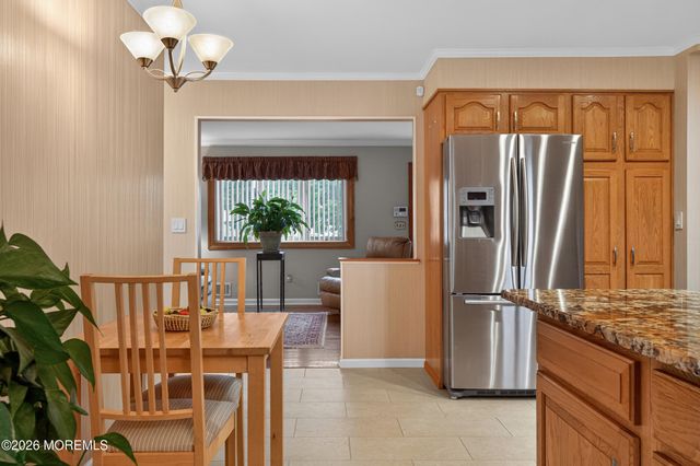 24 Deerwood Avenue, Edison, NJ 08817