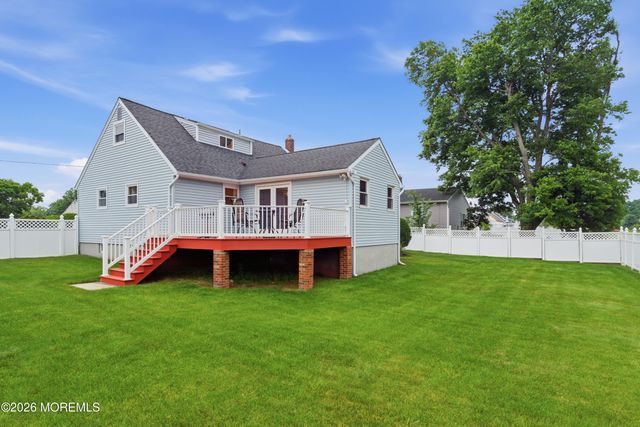 24 Deerwood Avenue, Edison, NJ 08817