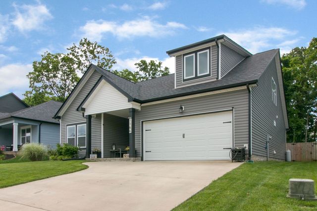 1166 Eagles Nest Ln, Clarksville, TN 37040