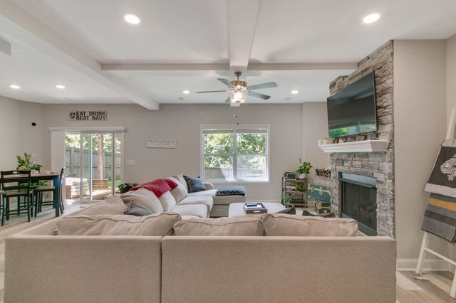 1166 Eagles Nest Ln, Clarksville, TN 37040