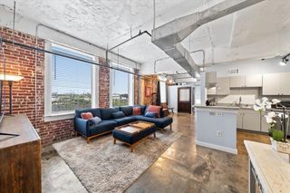 245 Madison Ave Apt 605, Memphis, TN 38103