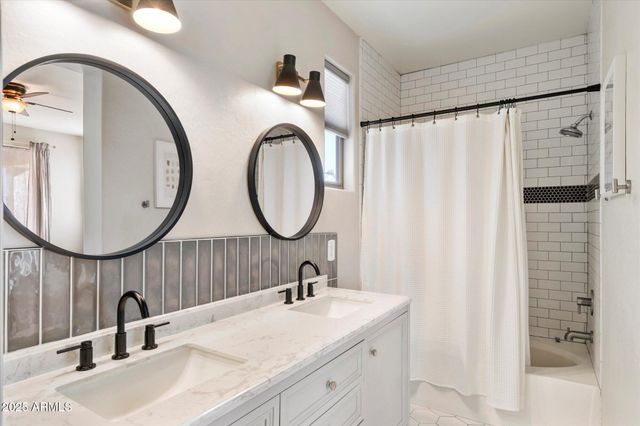 3841 E BAARS Avenue, Gilbert, AZ 85297