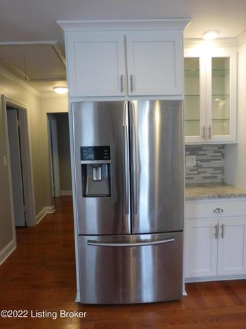 701 Rudy Ln, Louisville, KY 40207