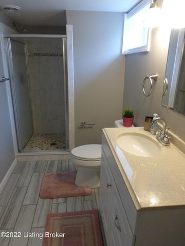 701 Rudy Ln, Louisville, KY 40207