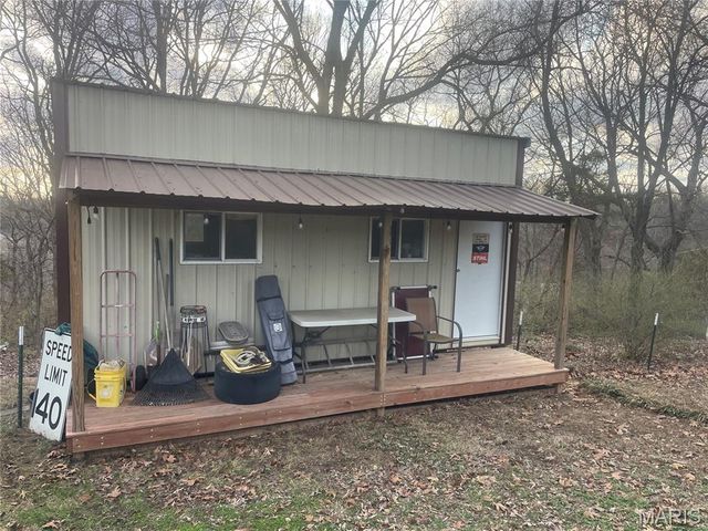 5625 Circle Drive, High Ridge, MO 63049