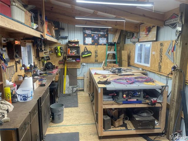 5625 Circle Drive, High Ridge, MO 63049