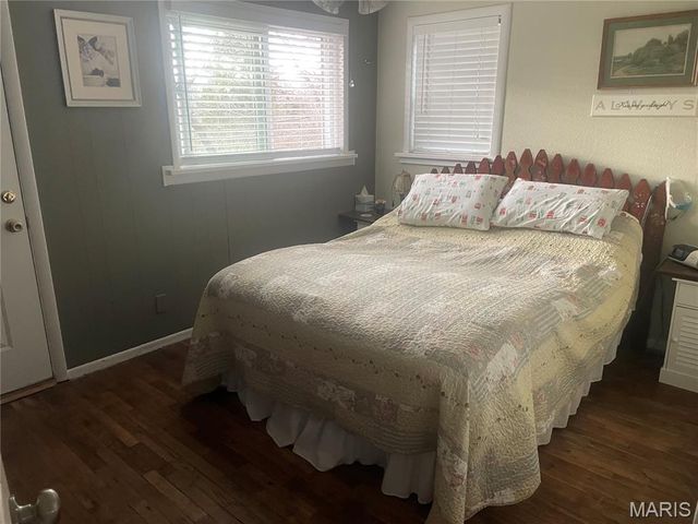 5625 Circle Drive, High Ridge, MO 63049