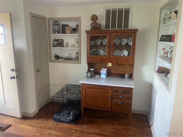 5625 Circle Drive, High Ridge, MO 63049