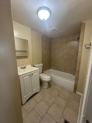 49 Dover Street, Bridgeport, CT 06610