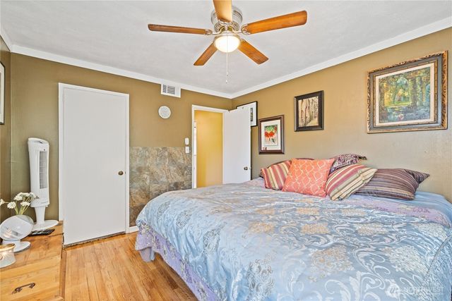 971 19th Avenue, Longview, WA 98632