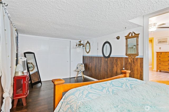 971 19th Avenue, Longview, WA 98632