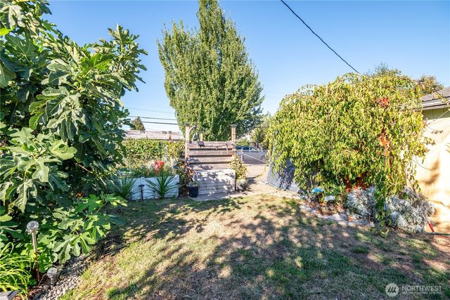971 19th Avenue, Longview, WA 98632